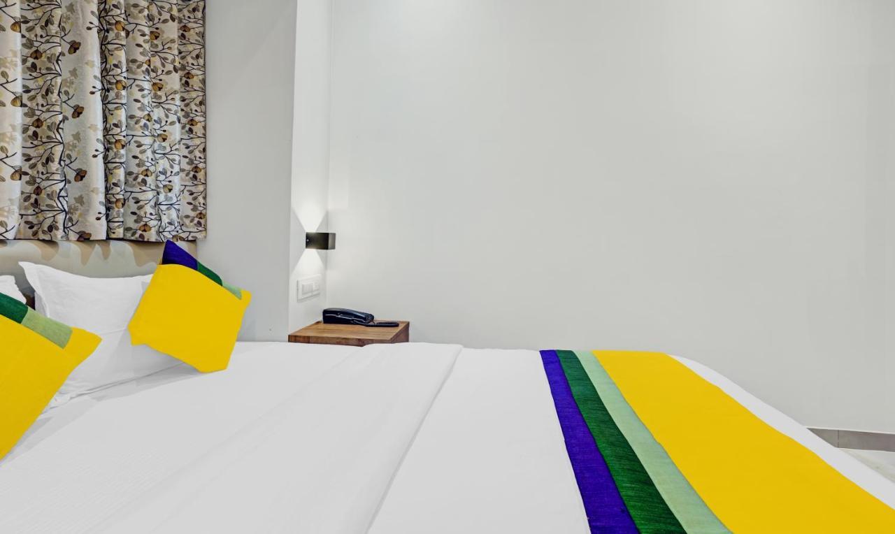 Itsy Hotels Heraa International Bombaj Zewnętrze zdjęcie